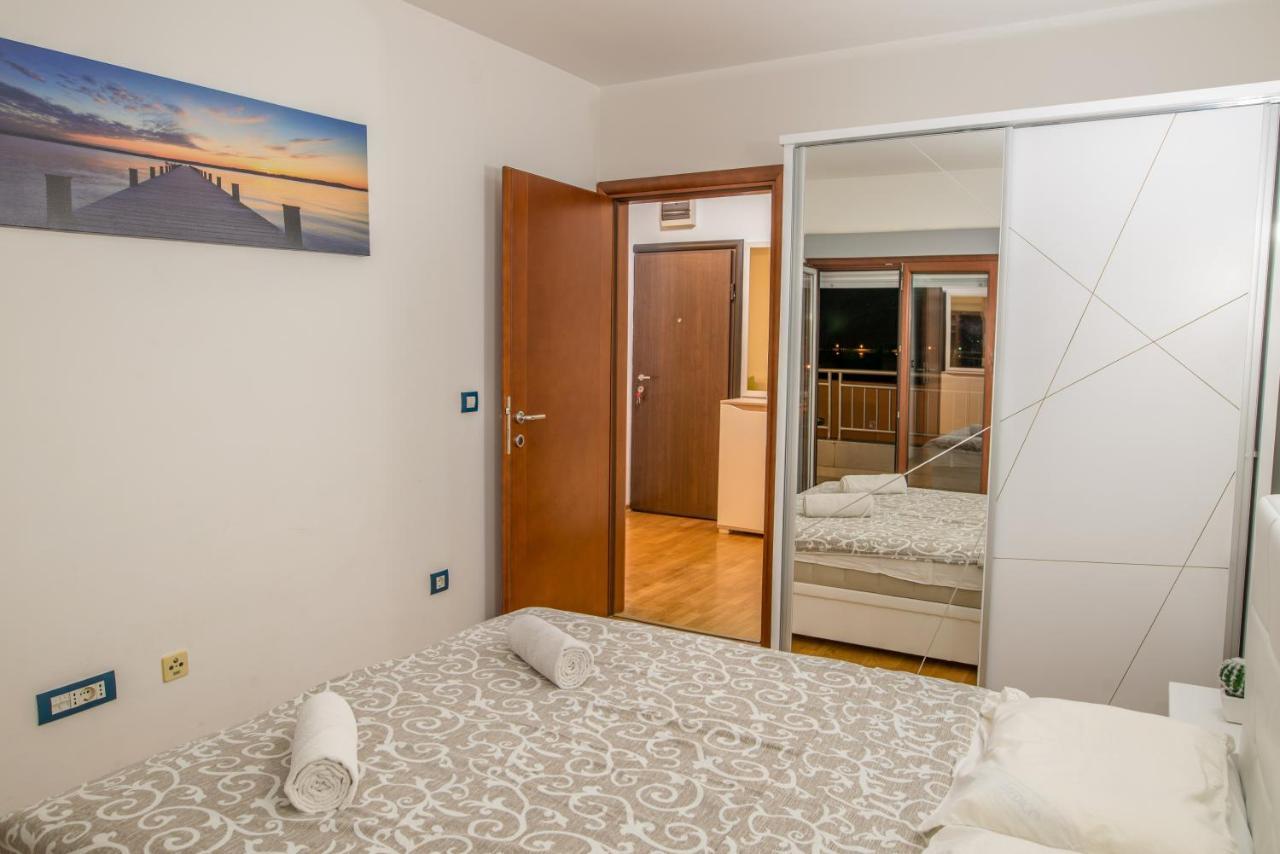 Apartment Stefano Bar Exteriör bild